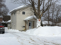 Orillia, 2 bedroom semi detached, with utilities included