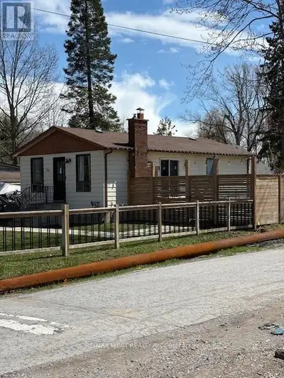 Power of sale. "As IS Where Is". (id:24493) MLS® #N13211050 The trademarks MLS®, Multiple Listing Se...