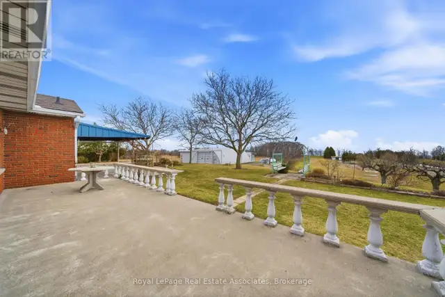 1137 RIDGE ROAD Hamilton, Ontario in Land for Sale in Hamilton - Image 6