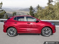 Discover urban sophistication and surprising capability with this striking 2021 Buick Encore GX Sele... (image 5)