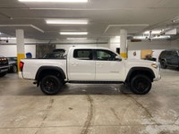 2018 Toyota Tacoma TRD Off-Road Double Cab 4x4 3.5L V6 & TRD Performance Unmatched legendary reliabi... (image 3)