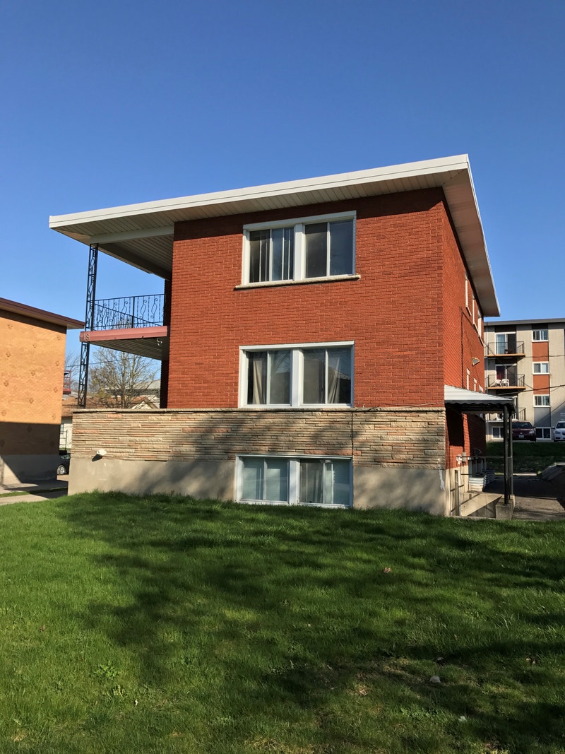 STUDENTS! 2 Bedroom All Inclusive Near Conestoga Mall Long Term