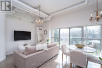 #207 -2 FIELDWAY RD Toronto, Ontario