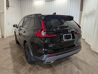 *PENDING* Price includes: Block heater, Air Conditioning, and Tire Tax. Price/Payments do not includ... (image 4)