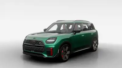 Le tout nouveau *MINI Countryman John Cooper Works 2027* est aussi audacieux et aventurier que vous....