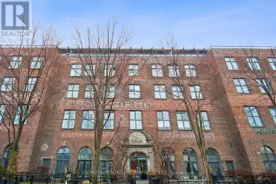 This Stunning Roncesvalles Loft At Robert Watson Will Not Disappoint! Exposed Bricks, Steel Beams, G...