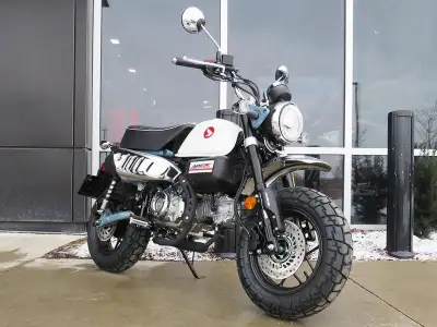 Laval Moto 2025 Honda Monkey 125 Fin de saison = meilleures offres! Réservez maintenant et roulez en...