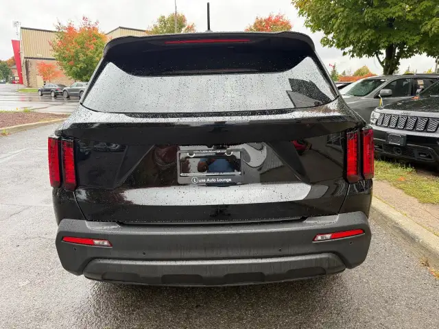 2023 Kia Sorento LX Premium - AWD, 3RD ROW! HEATED SEATS/STRING  in Cars & Trucks in Ottawa - Image 10