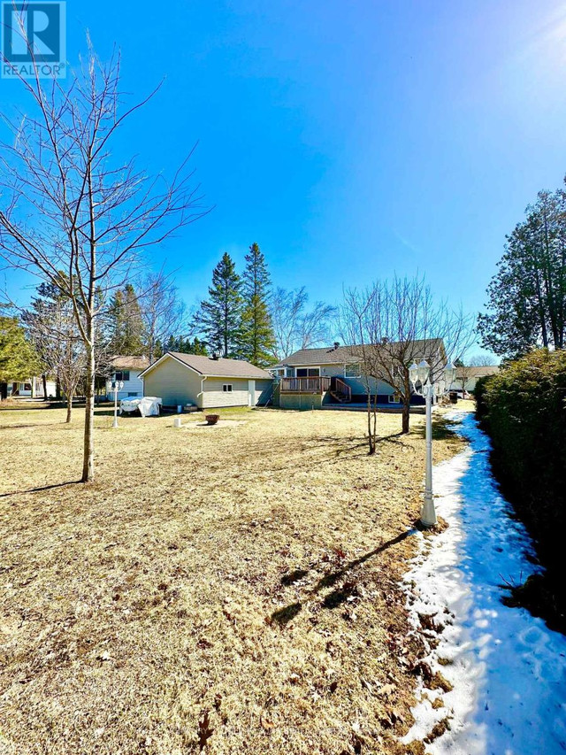 84 SPRUCEDALE STREET Highlands East, Ontario Houses for Sale