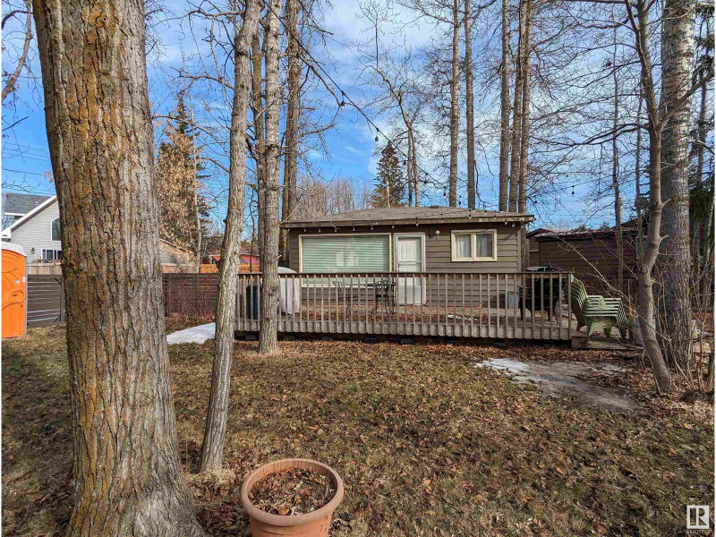 5812 49 AV Rural Lac Ste. Anne County, Alberta Houses for Sale St