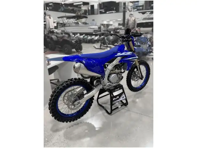 2025 Yamaha YZ450F $1,200 REBATE INCLUDED in Dirt Bikes & Motocross in Grand Bend - Image 6