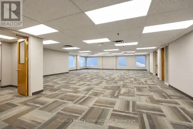 UNIT #200 - 2709 COVENTRY ROAD Oakville (WP Winston Park), Ontar in Commercial & Office Space for Rent in Oakville / Halton Region - Image 5