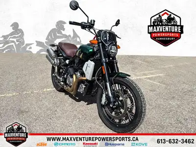 Indian Motorcycle FTR 1200/ Akrapovič 2019 À VENDRE Indian FTR 2019 Couleur verte | Seulement 4 522...