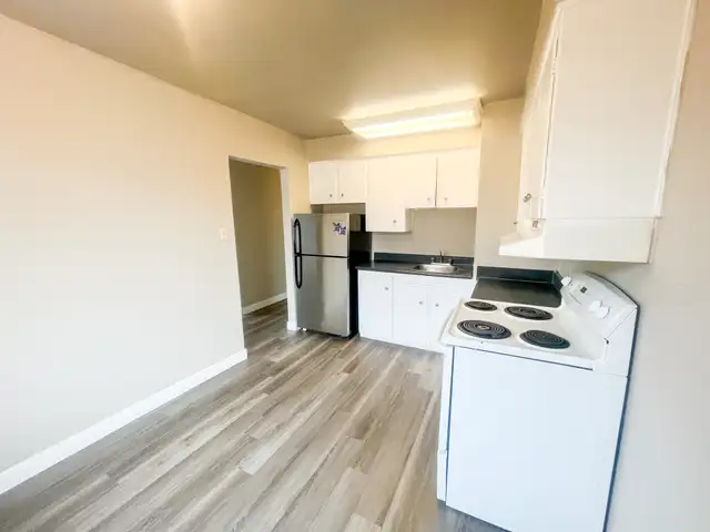 Albert Park Apartment For Rent | Rae 4122 Apartments in Long Term Rentals in Regina - Image 10