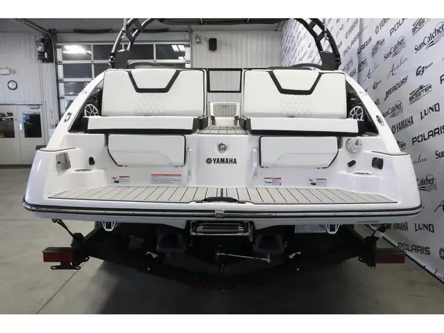 2026 Yamaha 252S in Powerboats & Motorboats in Laurentides - Image 18