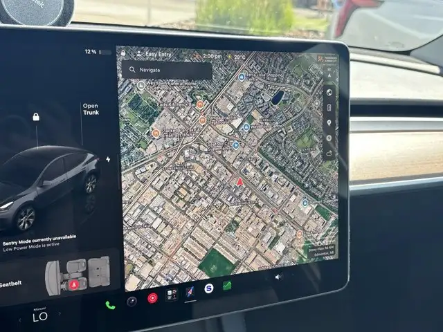 2023 Tesla Model Y Base5601878023766118417