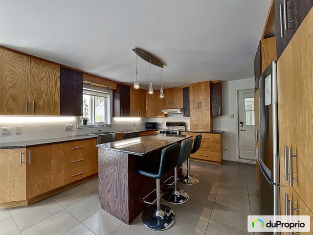 $789,000 - 2 Storey for sale in Ste-Catherine-de-la-JC — photo 3