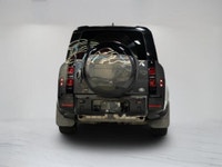This 2023 Land Rover Defender 130 X-Dynamic SE P400 is a local Ontario vehicle with a clean Carfax r... (image 6)