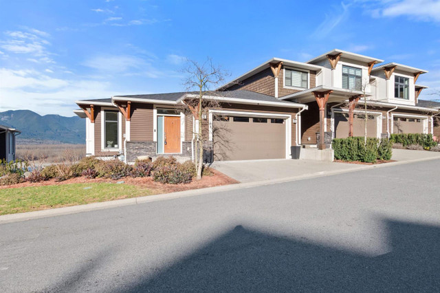 63 43685 CHILLIWACK MOUNTAIN ROAD Chilliwack, British Columbia in Condos for Sale in Calgary - Image 3