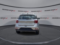 // ACCIDENT FREE!! // This used 2024 Hyundai Venue Ultimate w/Black Interior | Heated Steering is a... (image 6)