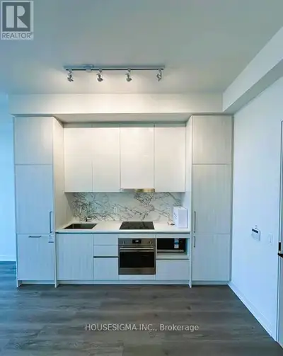 5210 - 225 COMMERCE STREET Vaughan (Vaughan Corporate Centre), O