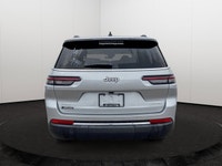 Say hello to your family's new favourite road trip machine! This *2024 Jeep Grand Cherokee L Laredo*... (image 4)