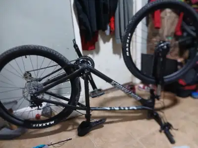 Double Discbrake 27.5 tires amazing ride