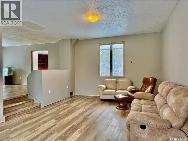 15 Willow PLACE Lanigan, Saskatchewan in Houses for Sale in Saskatoon - Image 8