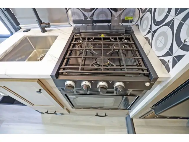 2026 Forest River Sunseeker 2350 Classe C 24 pieds 2026 NEUF in RVs & Motorhomes in Laval / North Shore - Image 9