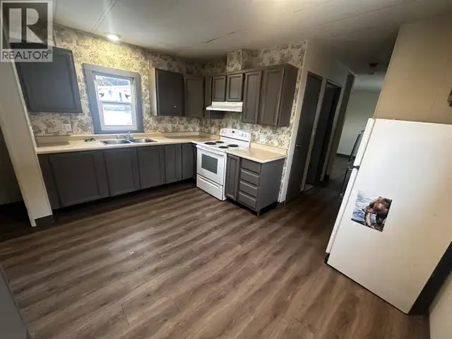 B2 160 16 HIGHWAY Burns Lake, British Columbia in Houses for Sale in Burns Lake - Image 5