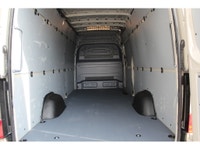2020 MERCEDES SPRINTER 2500 - HIGH ROOF -- SHOWROOM CONDITION!!! 3.0L V6 DIESEL ENGINE !!! 3 SEATER... (image 1)