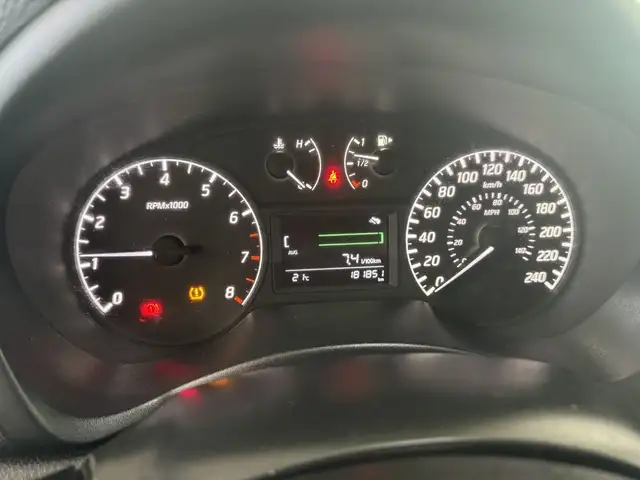 2016 Nissan Sentra 4dr Sdn Man S in Cars & Trucks in Longueuil / South Shore - Image 19