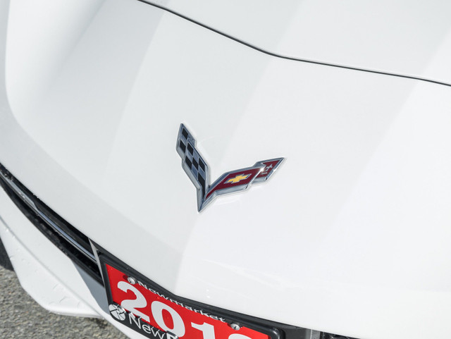 2019 Chevrolet Corvette Stingray Z51 7 SPEED MANUAL TRANSMISS... in Cars & Trucks in Markham / York Region - Image 4