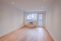 Akelius three bedroom apartment for rent. Located near Drummond and Sherbrooke in the Downtown - McG... (image 4)
