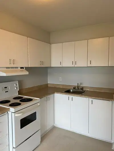1435 & 1455 Morisset Avenue - APARTMENTS AVAILABLE