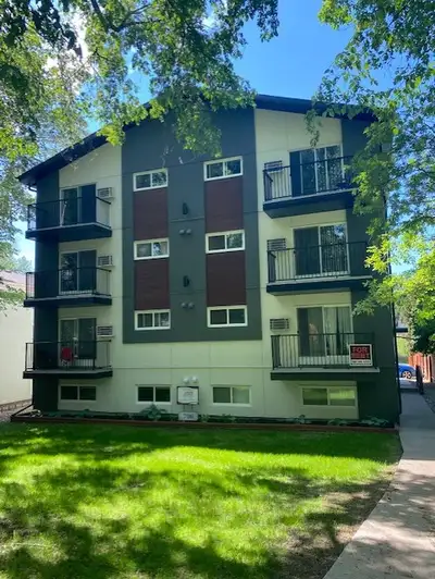 DENHAM PLACE # 8