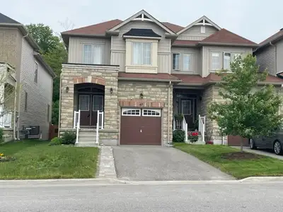 Angus, stunning upgraded 4 bedroom 2.5 bathroom end unit.