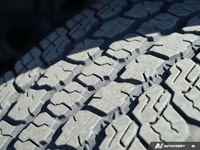 BLACK CLOTH BUCKET SEATS W/SAHARA LOGO,RADIO: UCONNECT 4C NAV W/8.4 DISPLAY,COLD WEATHER GROUP -inc:... (image 6)