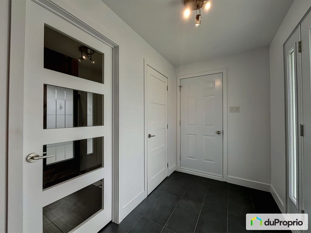 $710,000 - 2 Storey for sale in Trois-Rivières (Trois-Rivières) — photo 2