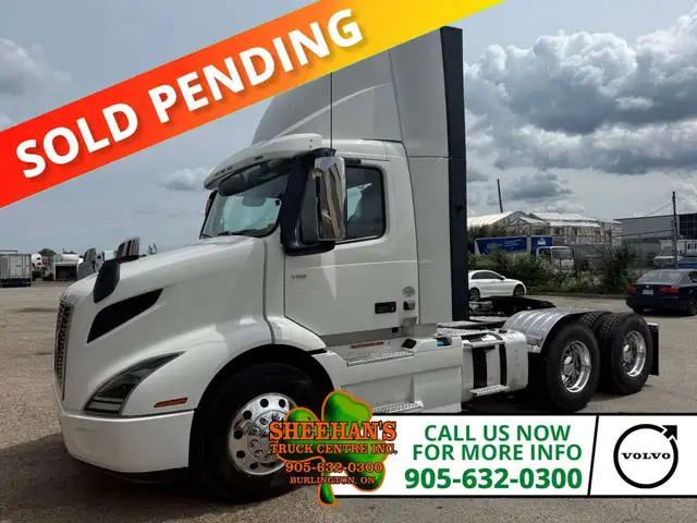 2022 Volvo VNR64T DAYCAB Wetline Included! New Drive Tires in Heavy Trucks in Oakville / Halton Region - Image 2