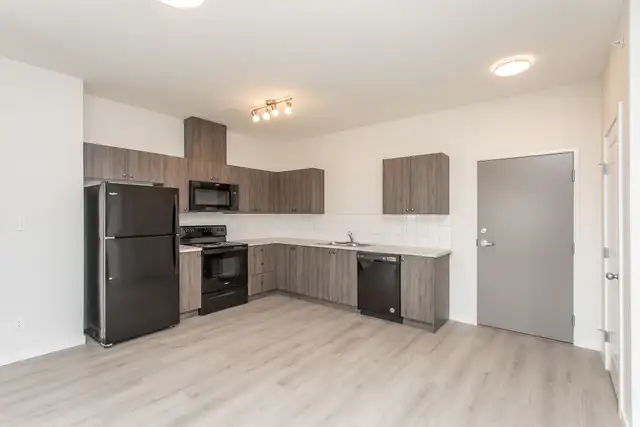 Bluewater Apartment - 2 Bed 2 Bath **$699 Security Deposit Promo in Long Term Rentals in Red Deer - Image 13