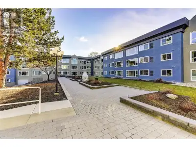 Bright 2-bedroom, 2-bath condo at The Wedgewood on Sutherland Avenue. This condo is in a prime locat...