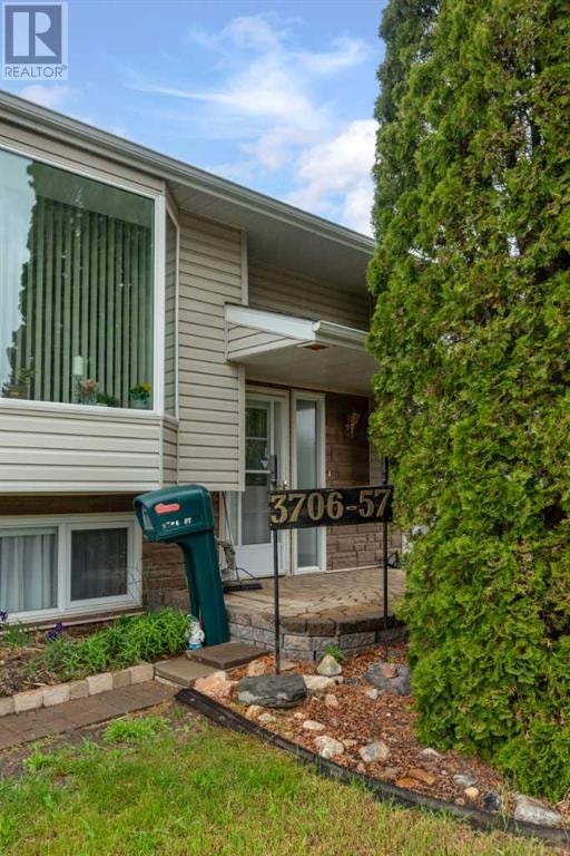 3706 57 Avenue Lloydminster, Alberta Houses for Sale Lloydminster