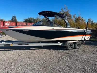 Great family and watersports boat. Take everyone at the cottage for a day on the water or to dinner....
