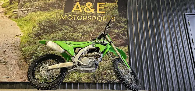 2024 Kawasaki KX™ 250 in Dirt Bikes & Motocross in Medicine Hat - Image 4