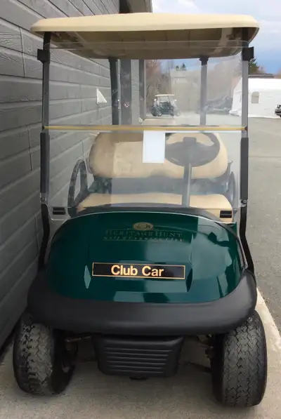 Voiturette de golf électrique verte 2019 2 places de marque Club-Car modèle Precedent à seulement 4...