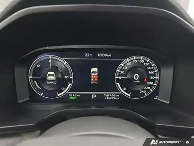 2025 Mitsubishi Outlander Plug-In Hybrid SE | NO ACCIDENTS EV, View more