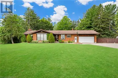 Welcome to 1310 Four Mile Creek Rd. in beautiful Niagara-on-the-Lake! Settle into a Muskoka chair al...