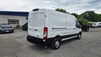 New Arrival - ALL WHEEL DRIVE - Fully Serviced & Ontario Safety Standards Certified AT NO ADDITIONAL... (image 6)