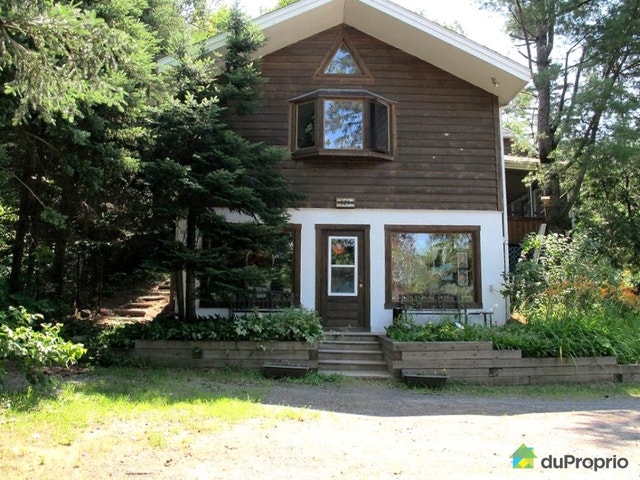 $750,000 - 2 Storey for sale in St-Sauveur — photo 1
